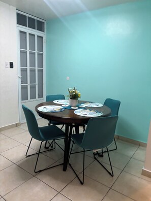 Dining - 3-bedroom house in beautiful Guanica with AC (guanica)