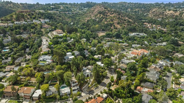 Aerial view - Sherman Oaks Oasis with Views and Pool Table (Los Angeles)