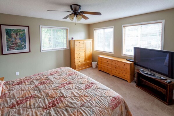 7 Schlafzimmer, WLAN, Bettwäsche