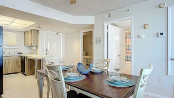 Condo, Multiple Beds, Balcony, Ocean View (Oceania Beach Club 203) | 2 bedrooms, individually decorated, individually furnished, bed sheets