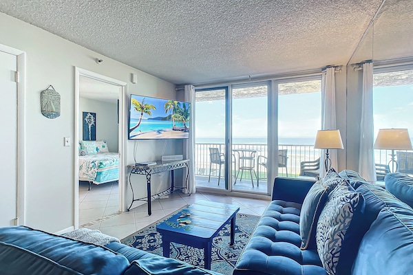 Condo, Multiple Beds, Balcony, Ocean View (Oceania Beach Club 203) | Living area