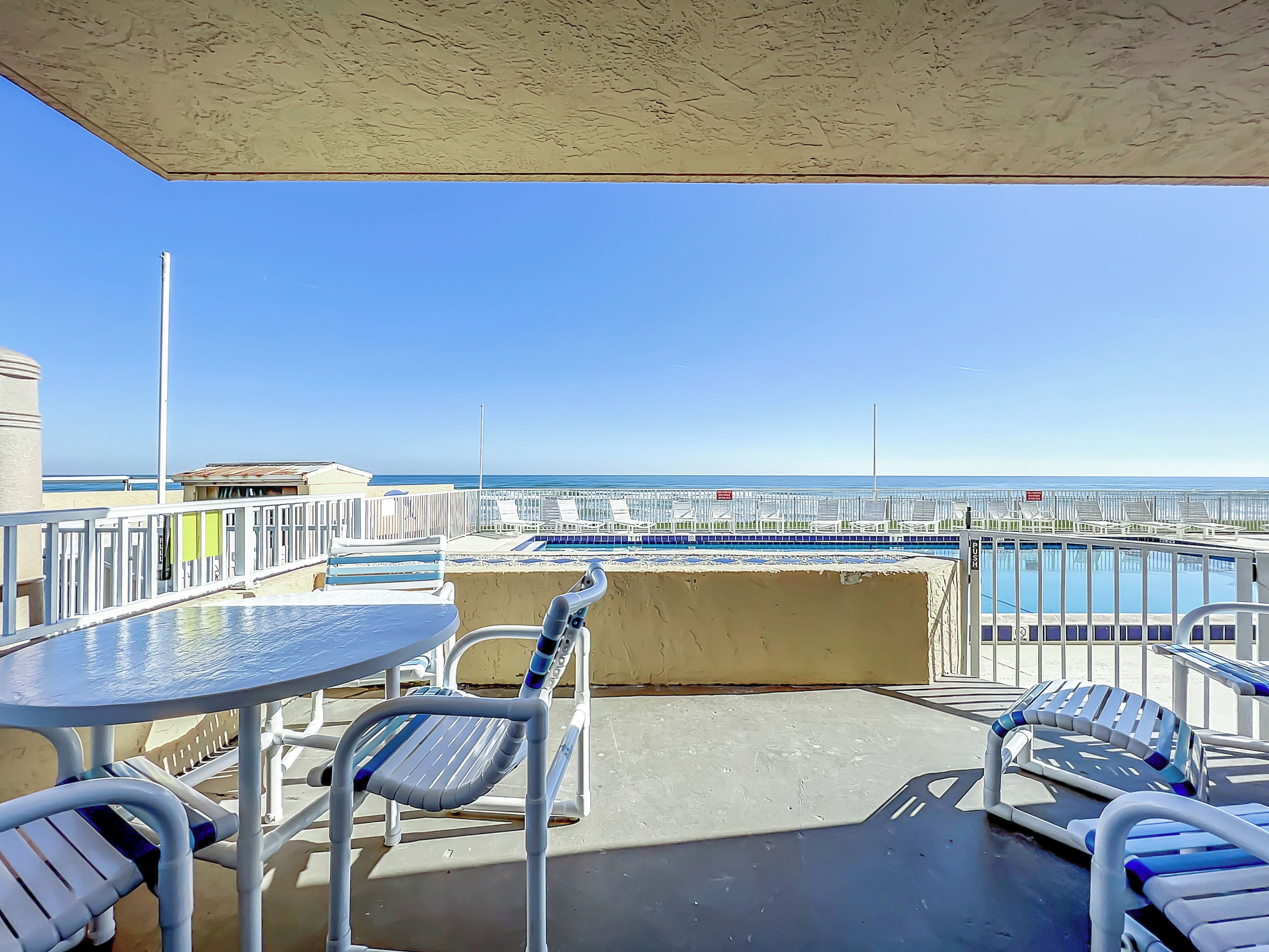 Appartement, Meerdere bedden, balkon, uitzicht op zee (Oceania Beach Club 106) | Buiten dineren