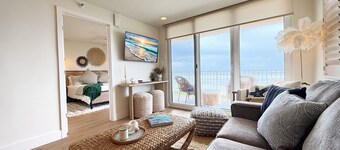 Oceania Beach Club