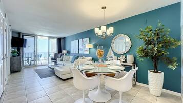 Condo, Multiple Beds, Balcony, Ocean View (Oceania Beach Club 303) | Dining