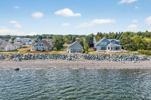 Exterior - Waterfront Bliss – Le Petit Paradis (Beresford)