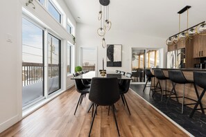 Imagen sin descripción, 2 de 34, botón