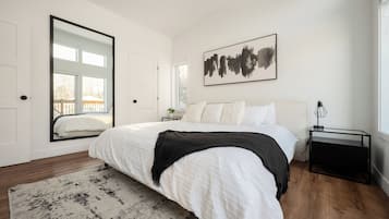3 chambres, fer et planche à repasser, Wi-Fi, draps fournis