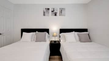 2 bedrooms, iron/ironing board, WiFi