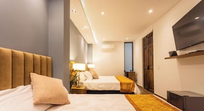 Standard Quadruple Room | In-room safe, laptop workspace, blackout drapes, soundproofing - Recuerdos de mi tierra (Medellin)