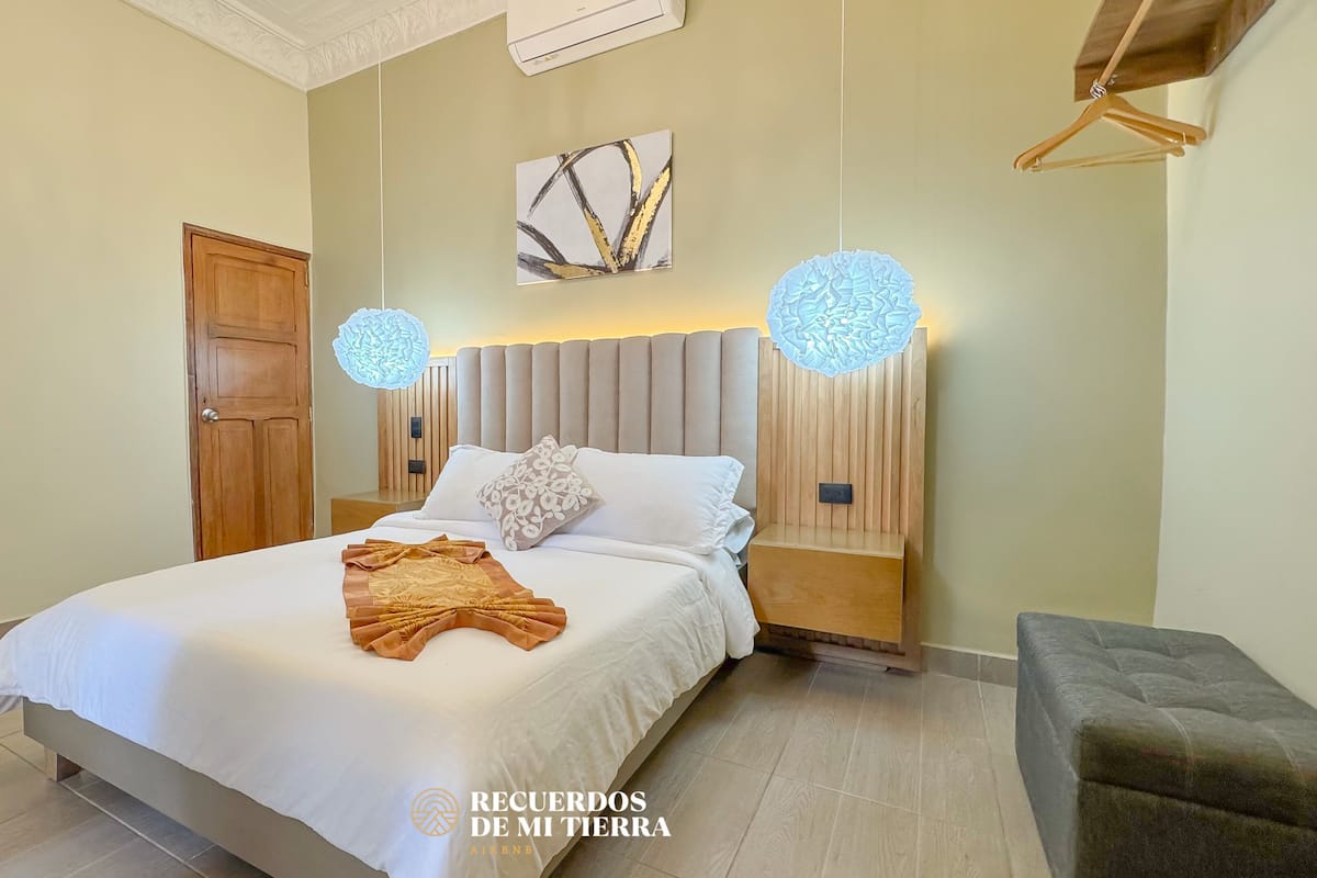 Deluxe Double Room | In-room safe, laptop workspace, blackout drapes, free WiFi