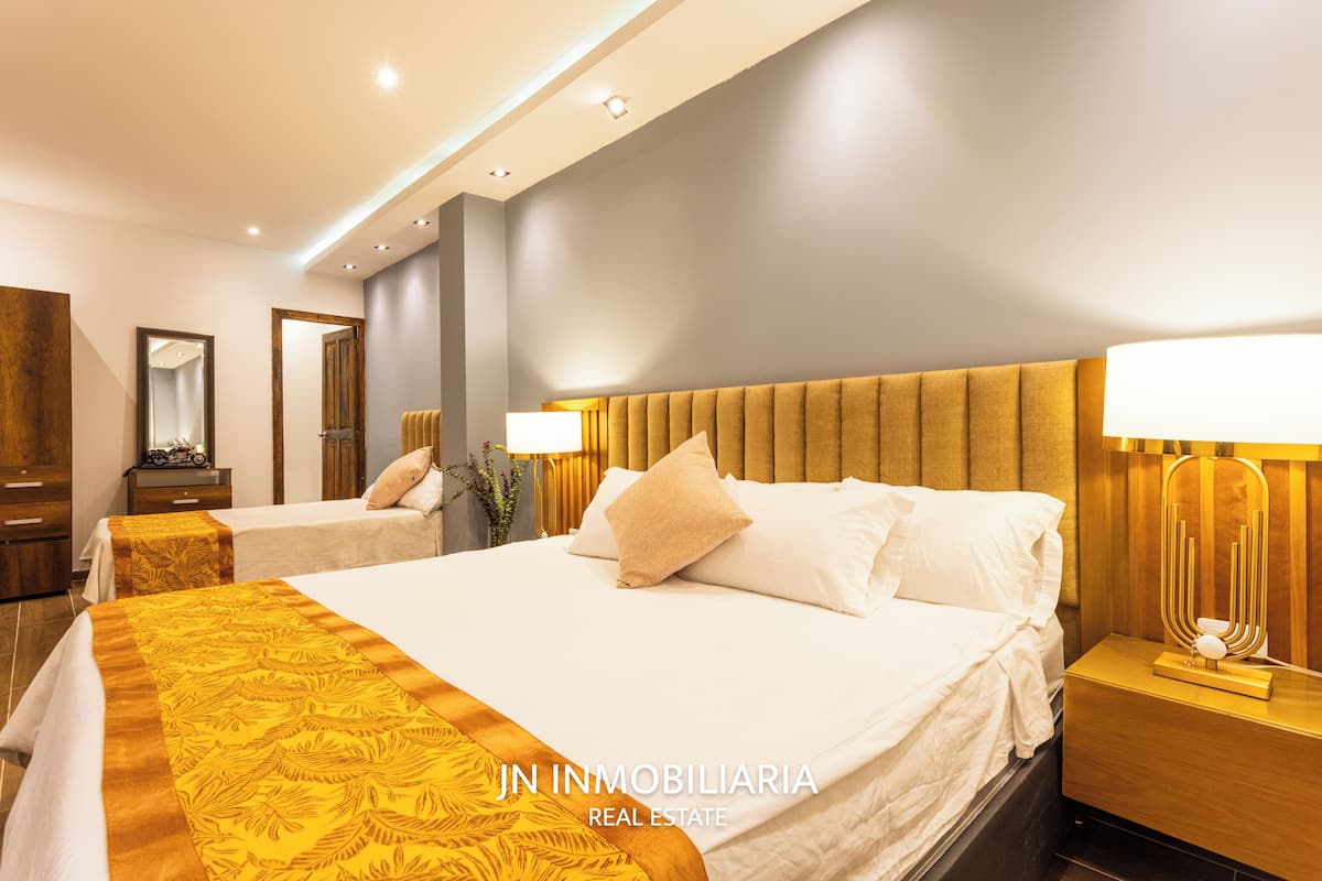 Standard Quadruple Room | In-room safe, laptop workspace, blackout drapes, free WiFi