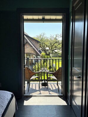 Iron/ironing board, travel crib, free WiFi, bed sheets