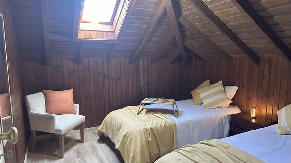 4 Schlafzimmer, kostenloses WLAN, Bettwäsche