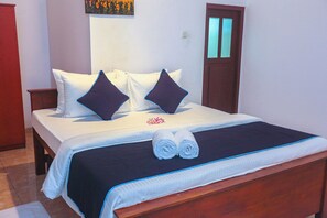 4 habitaciones, tabla de planchar con plancha y acceso a internet