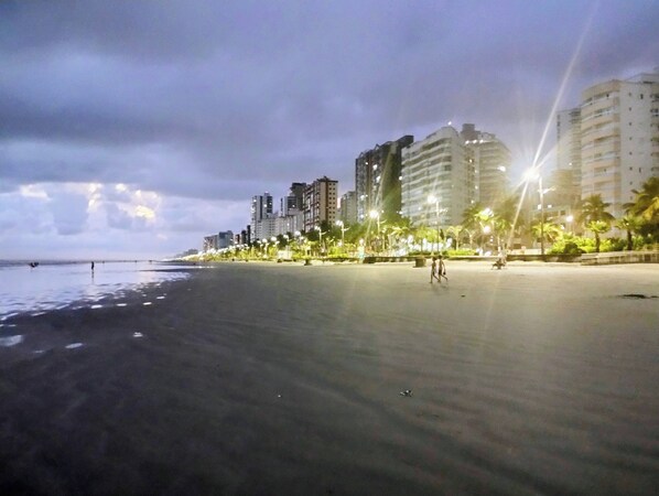 Una playa cerca
