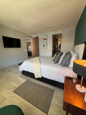 2 bedrooms, iron/ironing board, free WiFi, bed sheets - Modern 2BR Condo, Stunning Rooftop Views in Cabo (Cabo San Lucas)