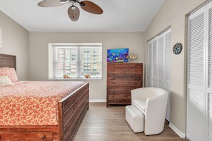 2 bedrooms - Sunset Reef 112 (Redington Shores)