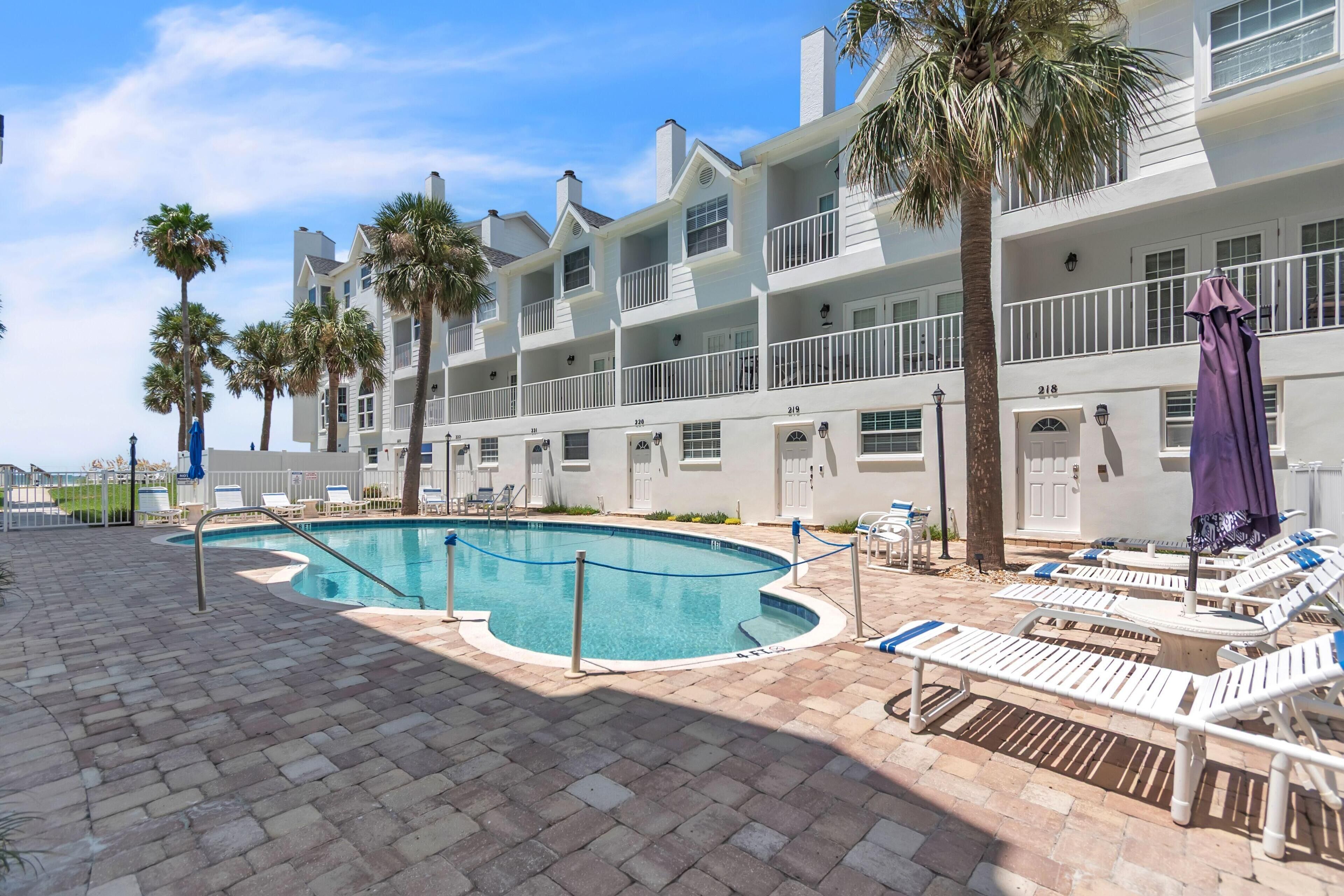 Rumah, 2 Tempat Tidur Queen (Sunset Reef 112) | Kolam renang | Sebuah kolam renang air hangat