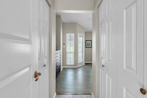 House, 2 Queen Beds (Sunset Reef 112) | Interior - Sunset Reef 112 (Redington Shores)