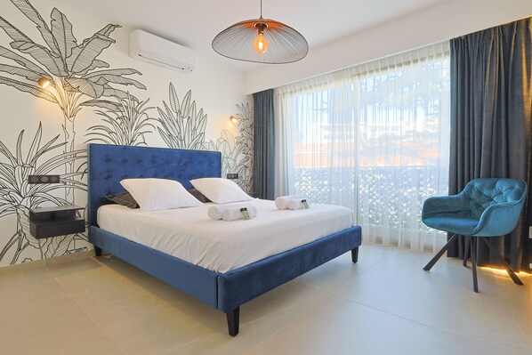 2 bedrooms, iron/ironing board, free WiFi