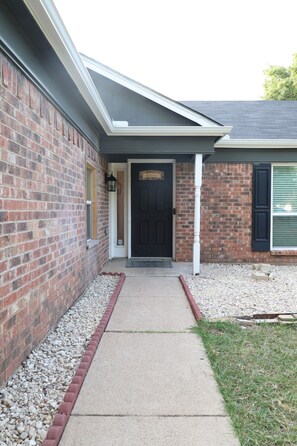 تفاصيل الفندق من الخارج