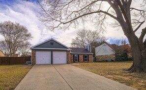 Exterior - Beautiful home with backyard (Flower Mound)
