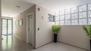 基本公寓 | 內部