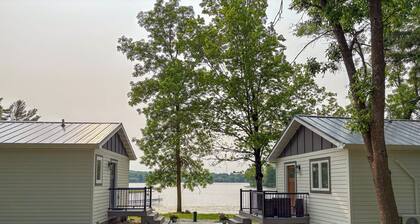Charming 2-bedroom cottage on a lake.