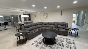 Interior - Charming 4-bedroom house with AC in Gallup (Gallup)