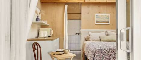 1 dormitori, wifi i roba de llit