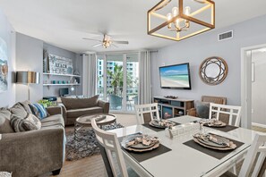Condo, 1 King Bed with Sofa bed (Palms Resort #2307 JR 2BR) | Living area - Palms Resort #2307 JR 2BR (Destin)