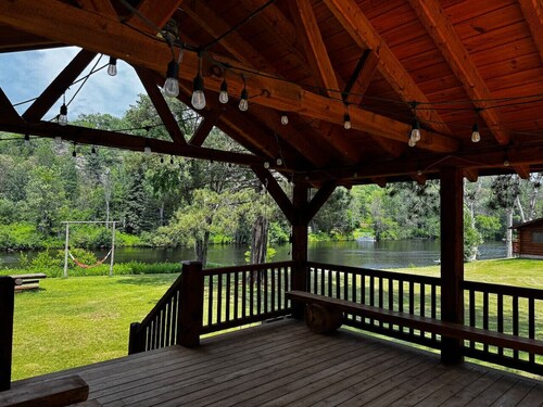 Riverfront Loft #6 Crystal Falls