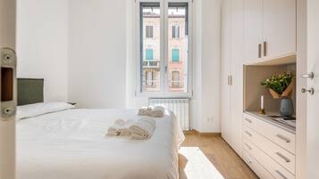 2 chambres, fer et planche Ă repasser, Wi-Fi gratuit, draps fournis