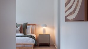 4 bedrooms, desk, iron/ironing board, travel cot
