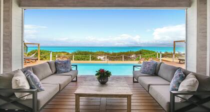 ✨CHRISTMAS SPECIAL!! ✨Oceanfront 5BR Luxury Villa with Infinity Pool & Hammocks!