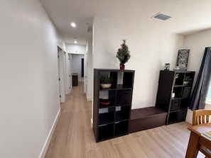 Interior - Spacious 3 Bedroom House With Backyard (North Miami Beach)