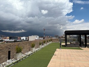 Terrace/patio - Nuevo apartaestudio / New studio apartment/apartment (Bogotá, D.C.)