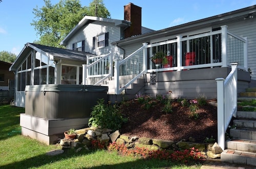 Serendipity on Grey Lake - Sturgis, MI