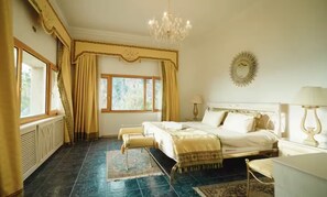 3 soverom, strykejern/-brett, wi-fi og sengetøy