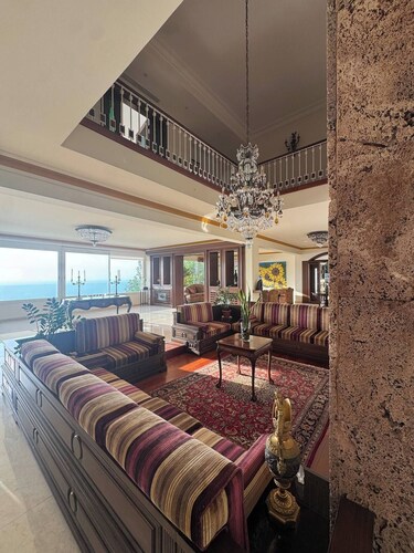 Luxury Villa in Prime Location