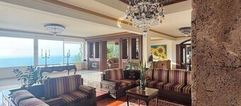 Luxury Villa in Prime Location