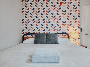 2 chambres, bureau, fer et planche à repasser, Wi-Fi gratuit