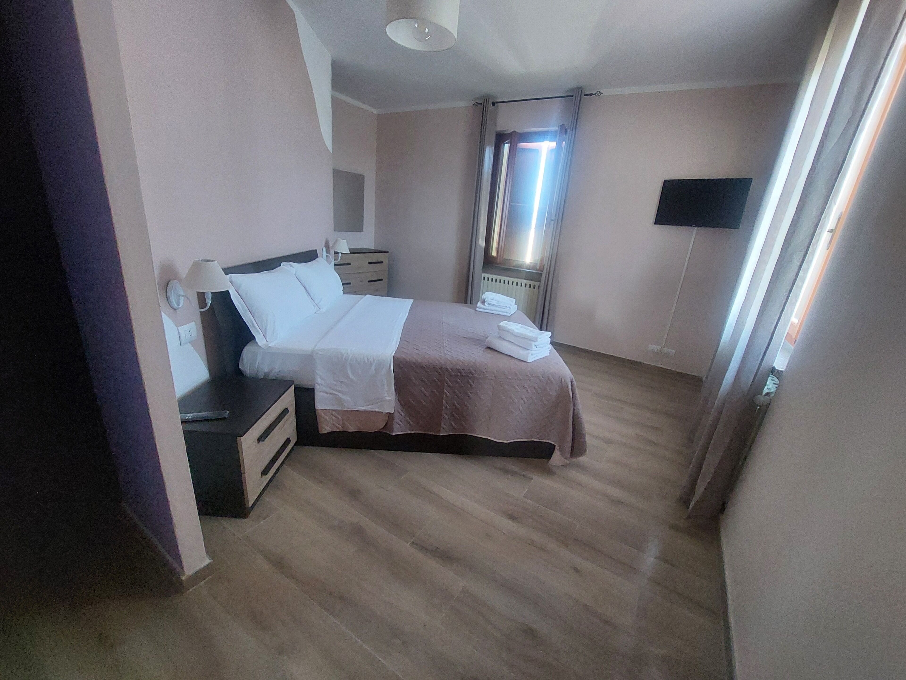 3 Schlafzimmer, Bügeleisen/Bügelbrett, WLAN, Bettwäsche