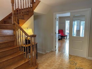 Interior - Mountain Escape: Biking | Hiking | Campfire (Bromont)