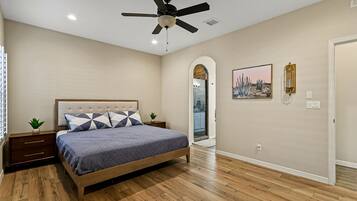 3 bedrooms, iron/ironing board, WiFi, bed sheets