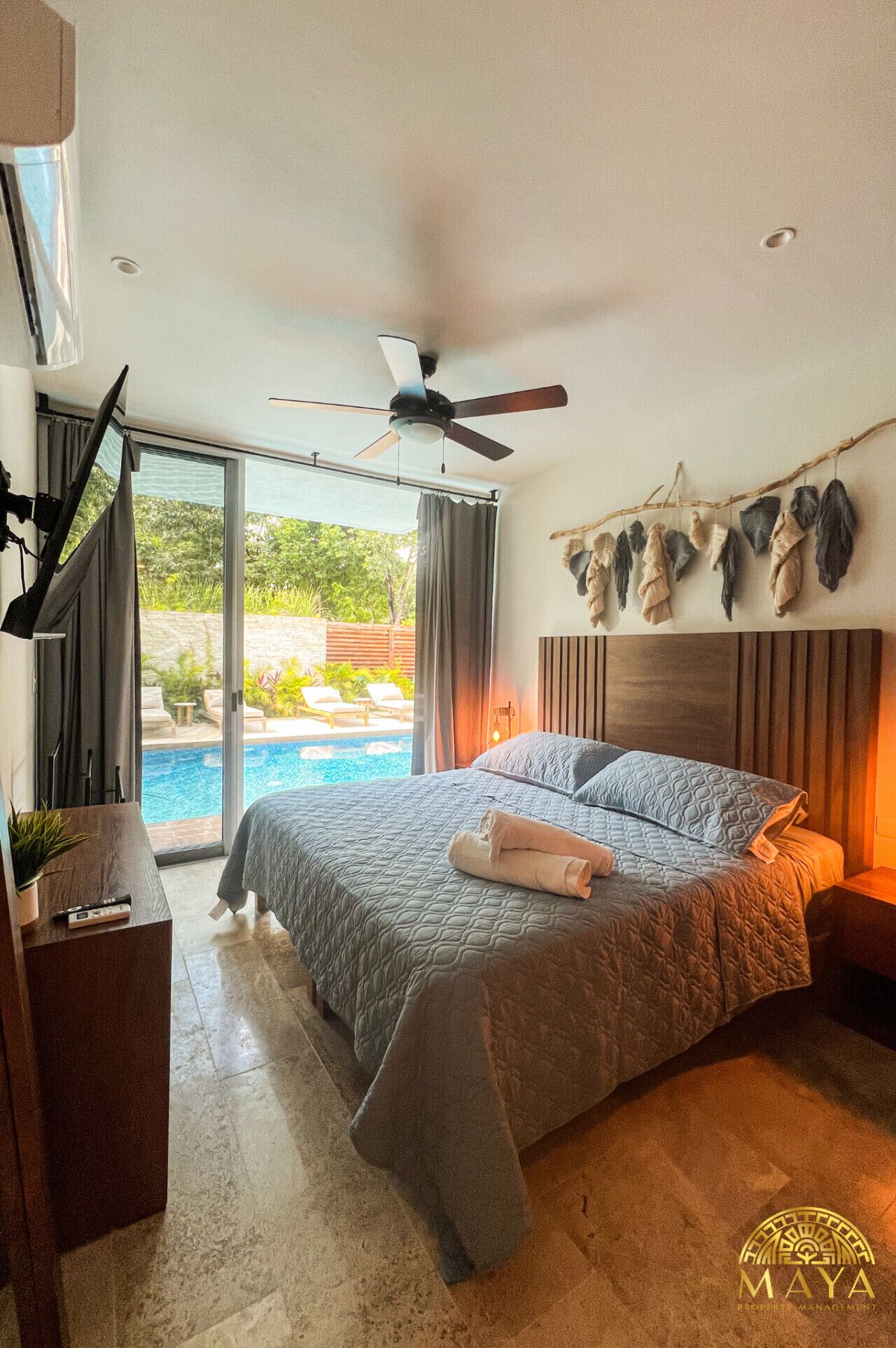 2 室のベッドルーム、WiFi (無料)、ベッドシーツ