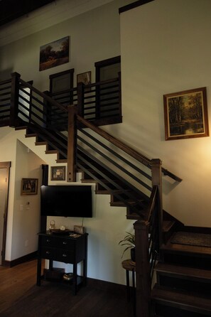 Interior - NEW Cozy 3-bedroom Packwood cabin  with a hot tub near White Pass Ski Resort! (Packwood)