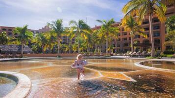 Children's play area - outdoor