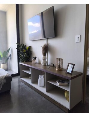 Bügeleisen/Bügelbrett, WLAN, Bettwäsche