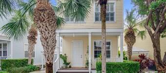 Anglers Reef Islamorada Oceanfront 3BR Pool Front Home Private Beach & Boat Dock